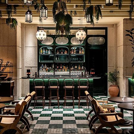 포시즌스 호텔 도하 외부 사진 The Bar at The Standard London