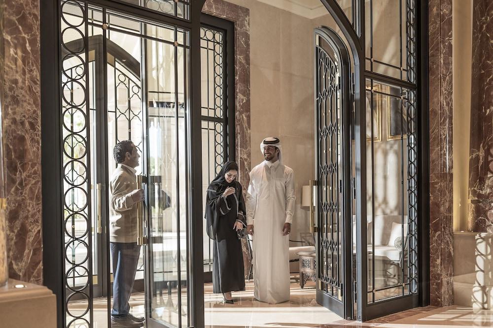 포시즌스 호텔 도하 외부 사진 The Four Seasons Hotel in Riyadh